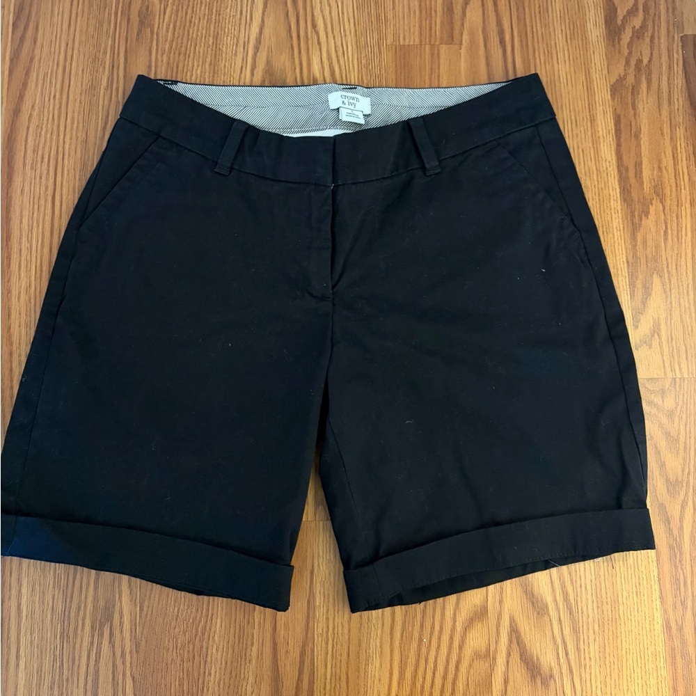 Crown & Ivy Black Women's Bermudas